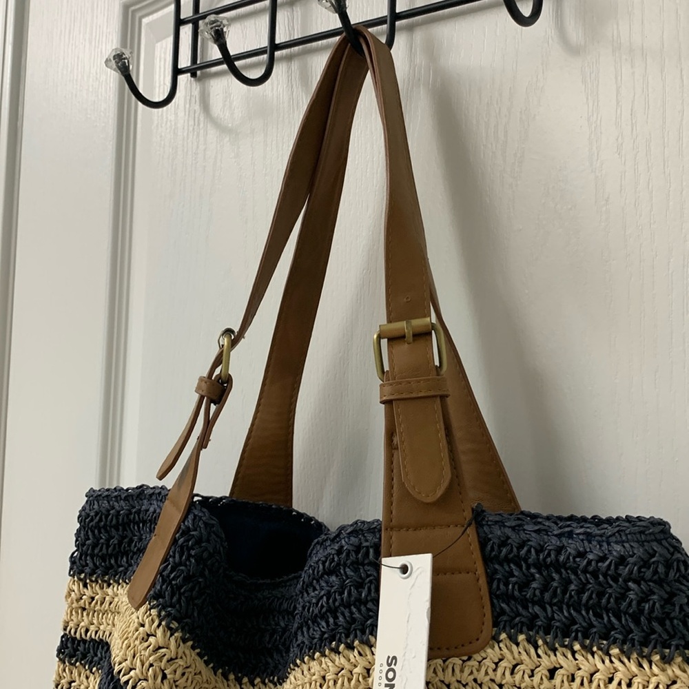 Navy Blue and Cream Striped Woven Straw Tote Bag - Picture 9 of 17